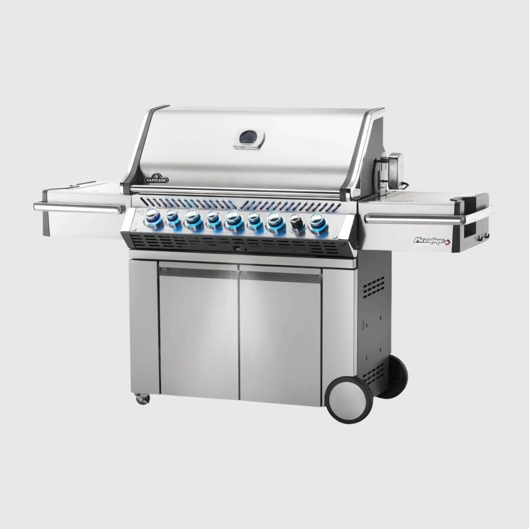 PRO™ 665 Propane Gas Grill with Infrared Rear & Side Burners